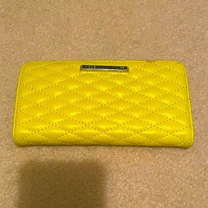 NWOT NEON YELLOW QUILTED REBECCA MINKOFF SLIM LEATHER WALLET